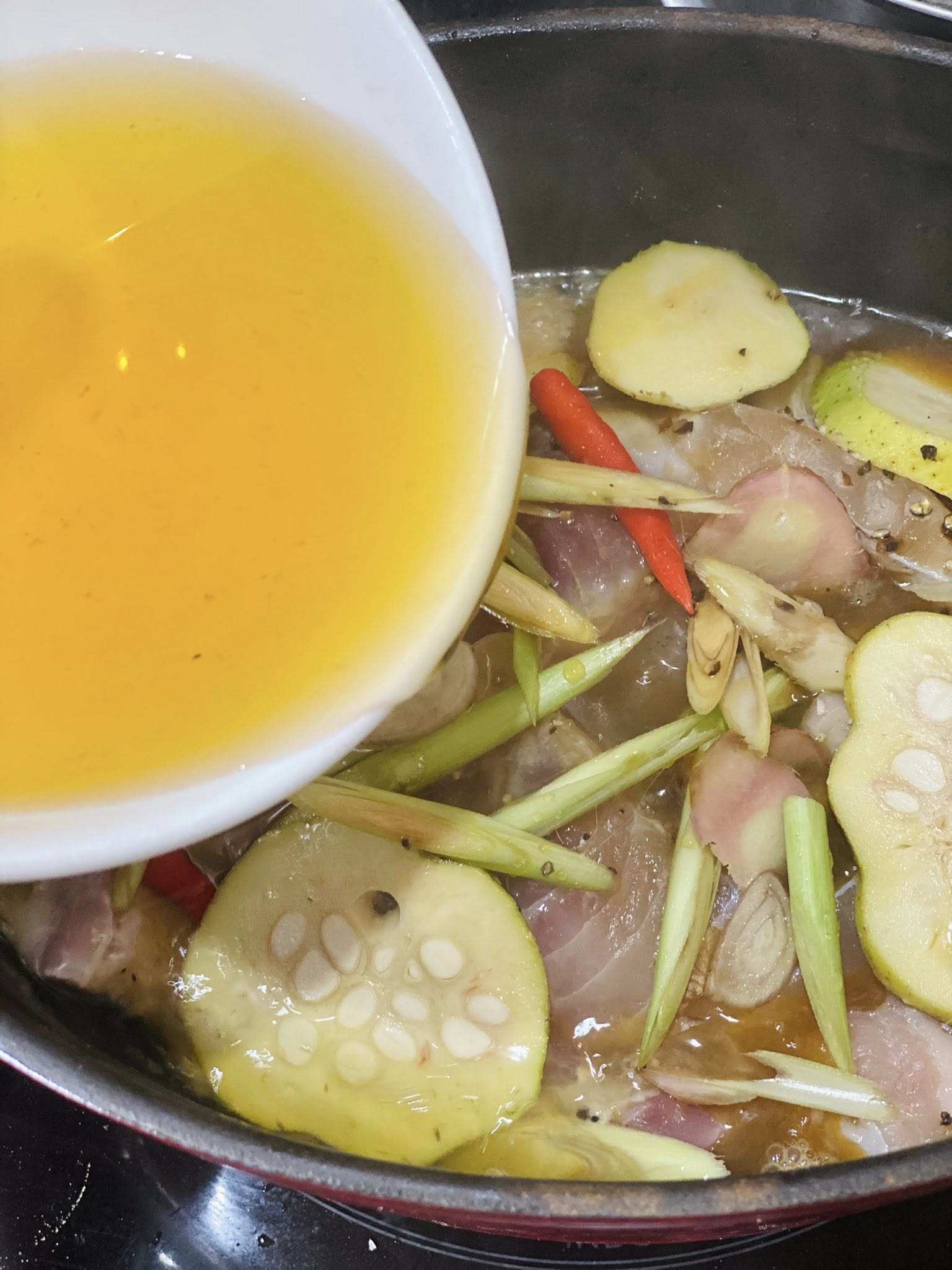 Kho cá bằng thứ nước này hết hẳn vị tanh, thơm ngon bất ngờ - 10