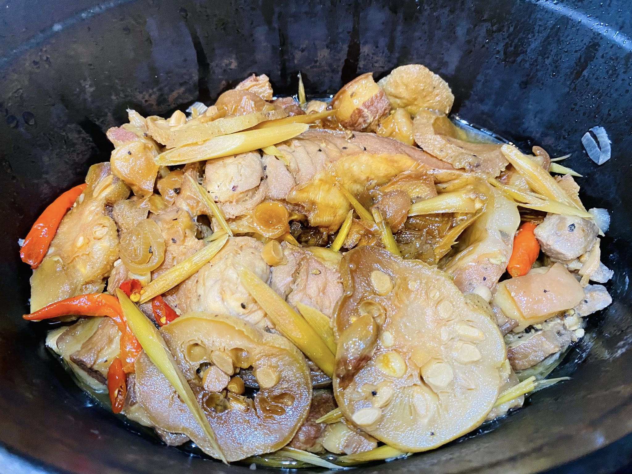 Kho cá bằng thứ nước này hết hẳn vị tanh, thơm ngon bất ngờ - 11