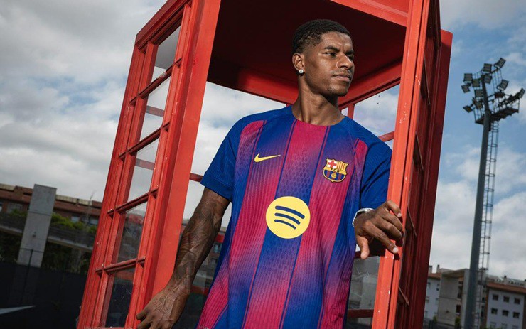 Rashford đã hoàn tất việc gia nhập Barcelona từ MU theo dạng cho mượn