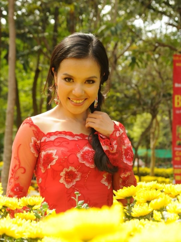 Đám cưới trên bãi biển của Lý Thanh Thảo và chồng Hà Lan