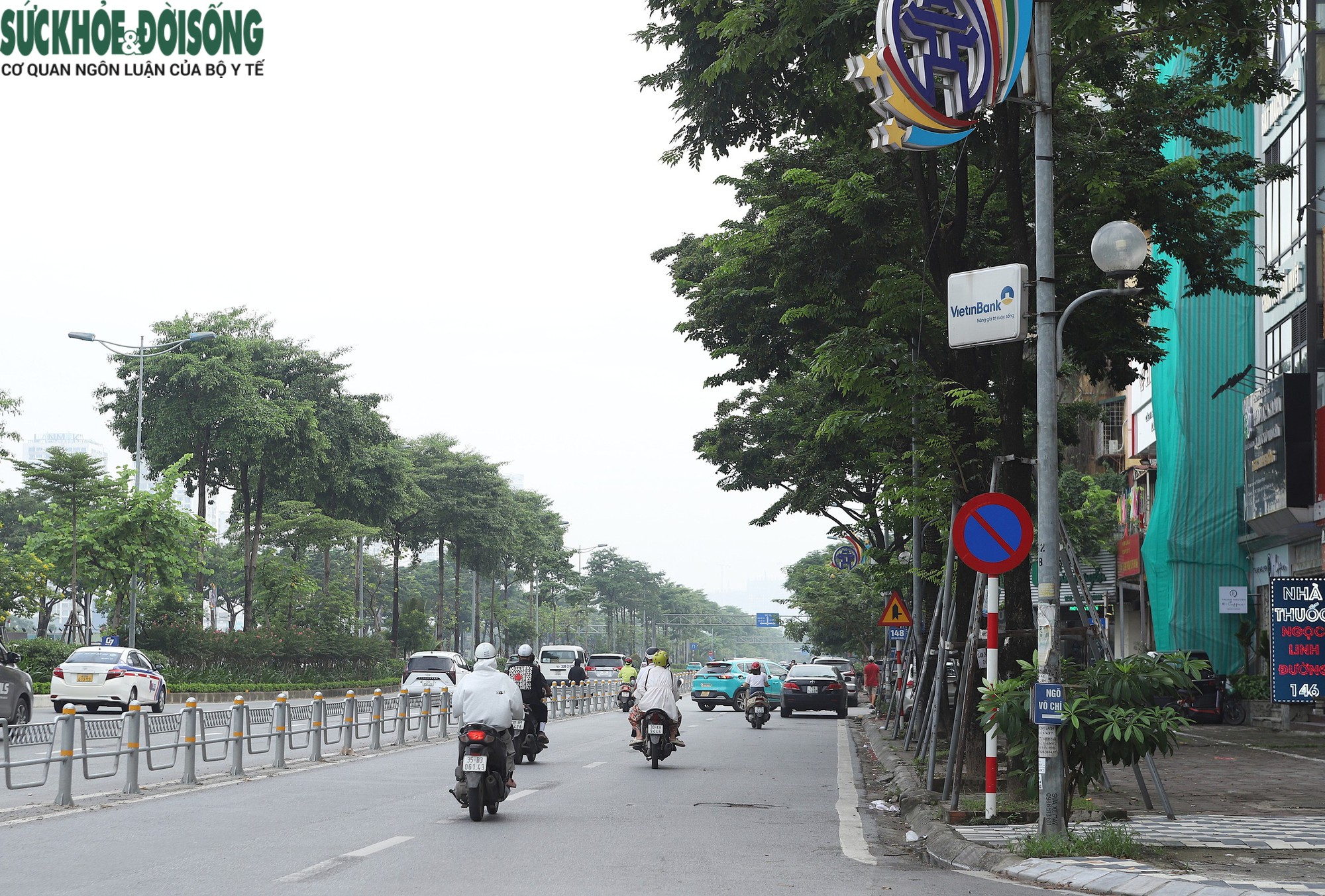 Sau phân làn: Loạt xe máy chen làn ô tô trên đường Phạm Văn Đồng, đường Võ Chí Công lộ vấn đề khác - 6