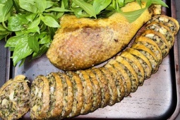Bộ phận của ngan cực ít người thích, làm cách này cả nhà tranh nhau gắp