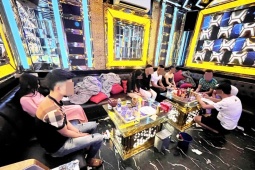 Phát hiện nhiều nhóm mở  ' tiệc ma tuý '  trong các quán karaoke ở TP Đà Nẵng