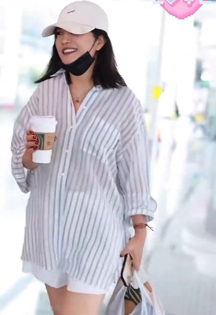 Triệu Vy hiện tại.