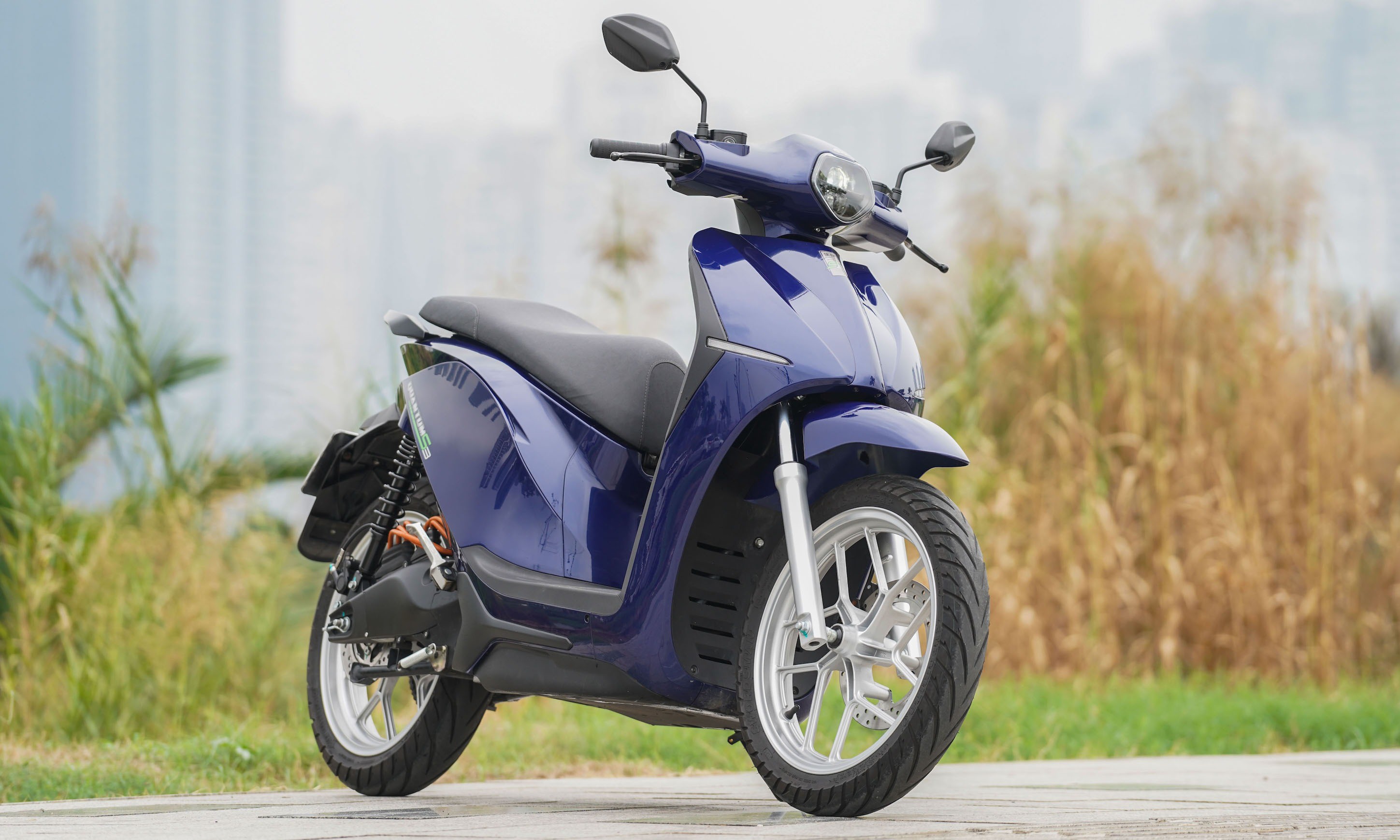 Yamaha Neo's và Datbike Quantum