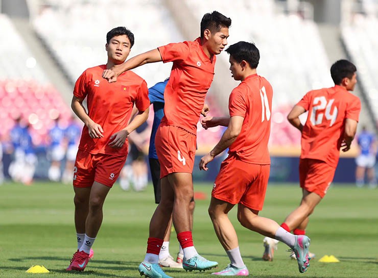 Trực tiếp bóng đá U23 Việt Nam - U23 Philippines: Thẻ đỏ trực tiếp phút 90+5 (Hết giờ) - 14