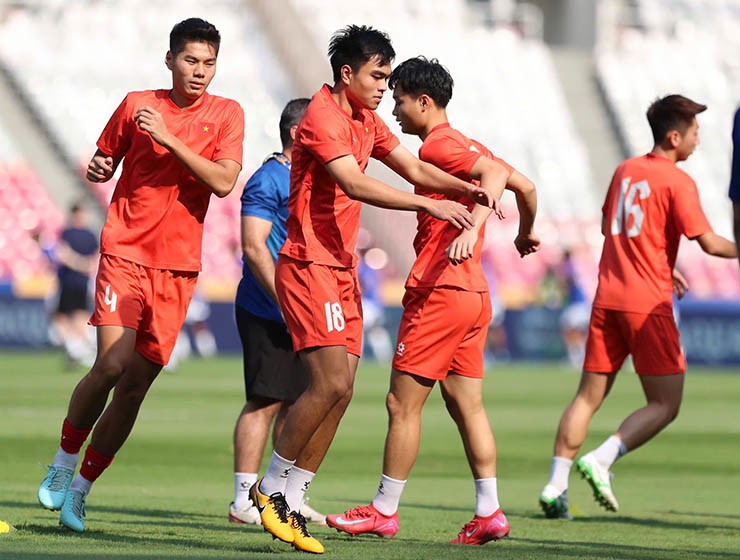 Trực tiếp bóng đá U23 Việt Nam - U23 Philippines: Thẻ đỏ trực tiếp phút 90+5 (Hết giờ) - 21