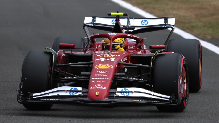 &nbsp;Hamilton chạm gần hơn tới podium đầu tiên tại Ferrari
