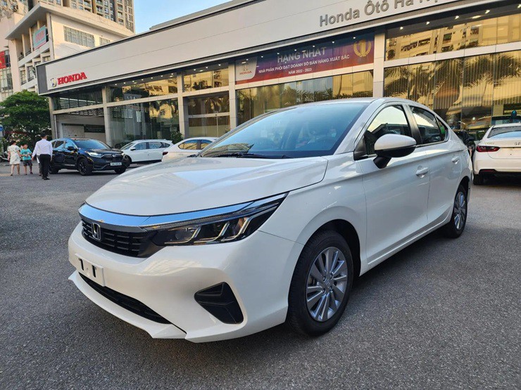 Lựa chọn Honda City G hay Hyundai Accent 1.5AT - 1