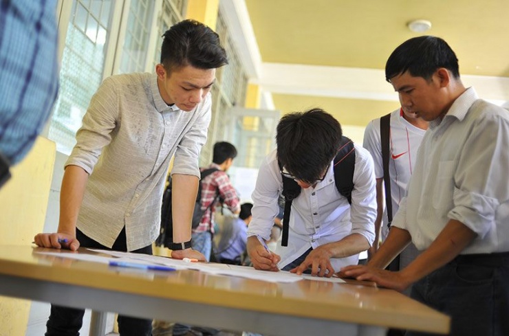 Thí sinh còn khoảng 1 tuần để đăng ký và điều chỉnh nguyện vọng xét tuyển đại học năm 2025. Ảnh minh họa.