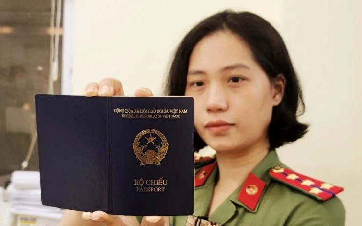 Việt Nam đã có bước tiến đáng chú ý trên bảng xếp hạng hộ chiếu toàn cầu khi tăng bảy bậc trong Chỉ số Hộ chiếu Henley mới nhất cho quý II/2025.