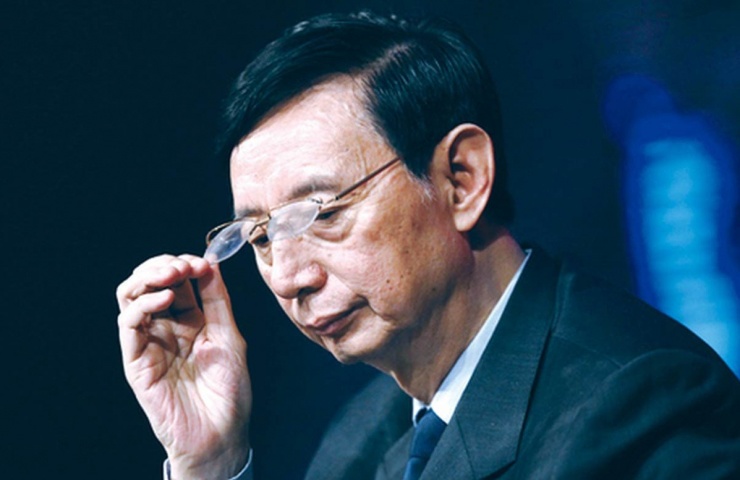 Sau biến cố tài chính và rút khỏi thương trường, vị doanh nhân từng lẫy lừng một thời giờ sống một mình trong viện dưỡng lão. Ảnh: Baidu