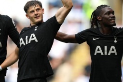 Trực tiếp bóng đá Luton - Tottenham: Dàn sao nỗ lực ghi điểm với tướng mới