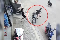 Clip: Trộm xe bất thành, hai đối tượng bỏ chạy sau màn rượt đuổi gay cấn
