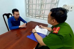 Gọi video khỏa thân để  ' làm phép '  hàn gắn tình cảm, 1 phụ nữ bị tống tiền