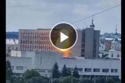 Video: UAV Nga đánh trúng trụ sở chỉ huy quân sự tỉnh Sumy