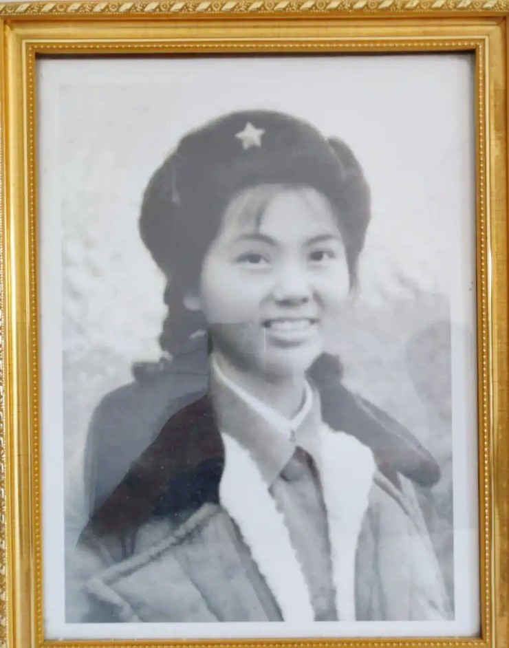 Bà Quỳnh thời trẻ