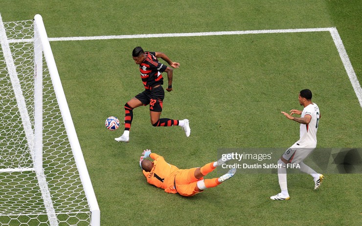 Bruno Henrique từng ghi bàn vào lưới Chelsea