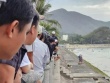 Thi thể người đàn ông cụt chân trôi dạt trên biển Nha Trang