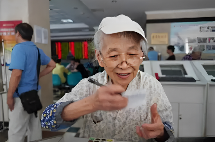 Chính sự kiên trì và nguyên tắc tài chính suốt hơn 40 năm đã giúp cụ Trương có cuộc sống an nhàn và dư dả tuổi xế chiều. Ảnh: Baidu