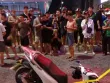 'Hố tử thần' nuốt xe máy ở Hà Nội, người bị nạn có được bồi thường?