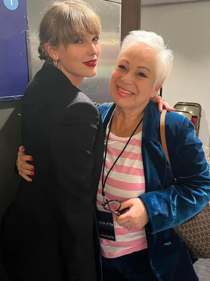 Taylor Swift và bà Denise Welch trong một lần gặp gỡ. Ảnh: Instagram