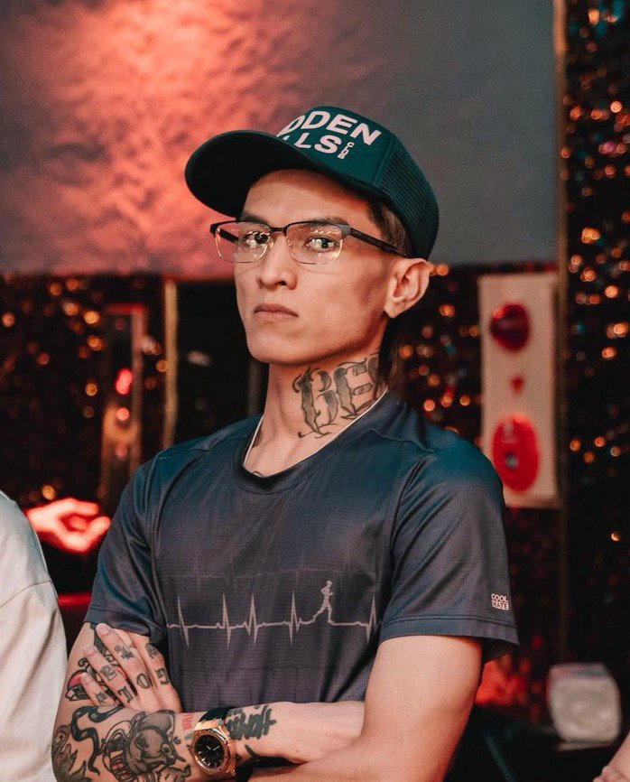 Bình Gold là thợ xăm trước khi trở thành rapper