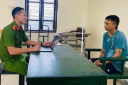 Khởi tố, tạm giữ hình sự tài xế vụ xe khách bị lật ở Hà Tĩnh làm 10 người chết