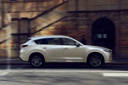 Giá xe Mazda CX-8 tháng 7/2025, crossover 7 chỗ từ 949 triệu đồng