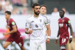 Trực tiếp bóng đá MU - West Ham: Guilherme bị Bayindir cản phá