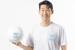 Tin mới nhất bóng đá sáng 27/7: Son Heung Min kêu gọi viện trợ cho người dân Palestine bị đói