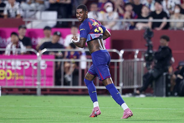 Rashford ra mắt Barcelona: Vào sân "châm ngòi" bàn thắng rồi... rời sân - 2