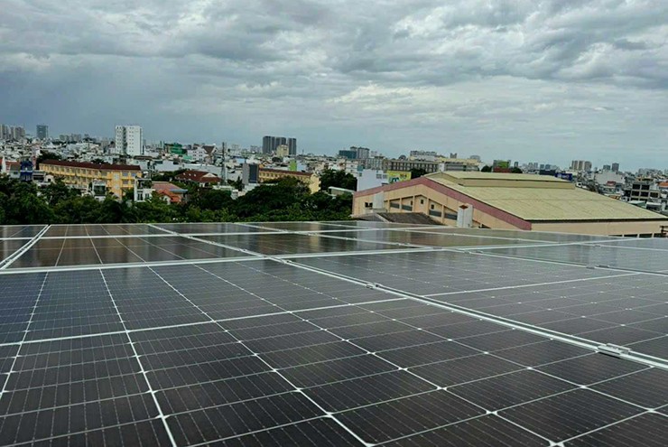 Giá điện tăng bất ngờ, đây là việc cần làm nếu có ý định chuyển sang điện mặt trời - 1