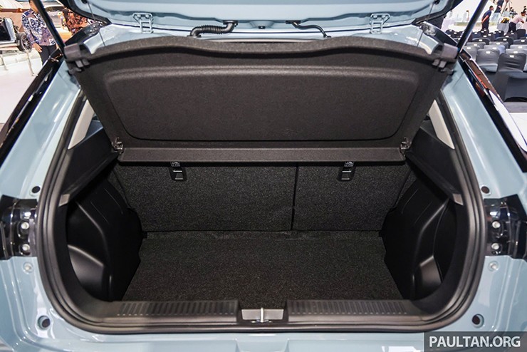 Cận cảnh Suzuki Fronx sắp bán tại Việt Nam, giá từ 415 triệu đồng - 12