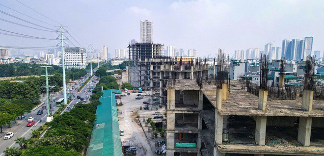 Nhiều toà nhà tại dự án Usilk City vẫn bỏ hoang hơn chục năm qua