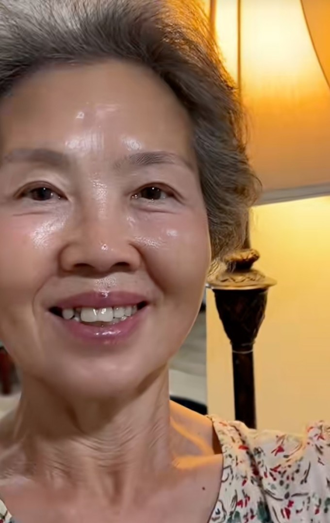 Làn da căng bóng, hồng hào của bà Nam Soon ở tuổi lão niên.