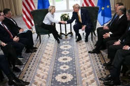 Đằng sau  thỏa thuận lớn nhất từng được thực hiện  mà ông Trump ca ngợi