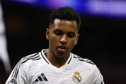 Trực tiếp chuyển nhượng chiều 28/7: Real mạnh tay thanh lý 5 sao, Rodrygo hot nhất