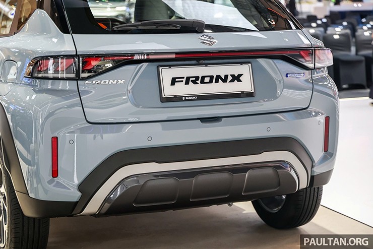 Cận cảnh Suzuki Fronx sắp bán tại Việt Nam, giá từ 415 triệu đồng - 6