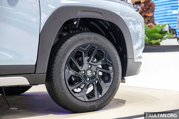 Cận cảnh Suzuki Fronx sắp bán tại Việt Nam, giá từ 415 triệu đồng - 7