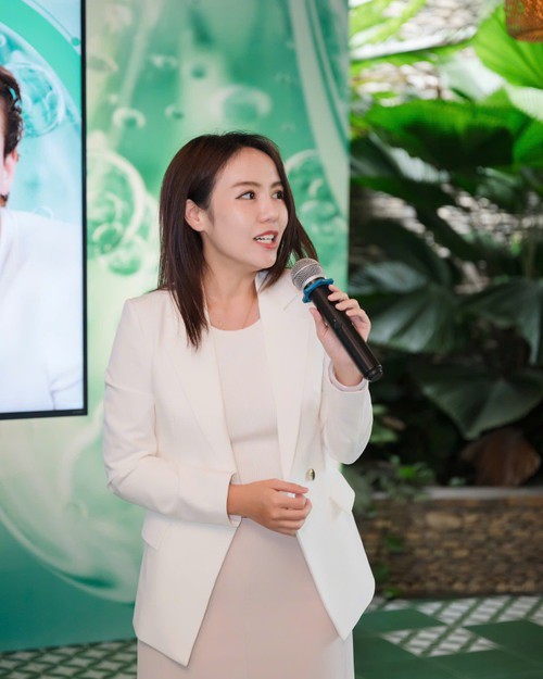 Coi chừng rước họa với xăm mày cải vận, mở cung tài lộc mà nhiều nghệ sĩ Việt quảng cáo - 1