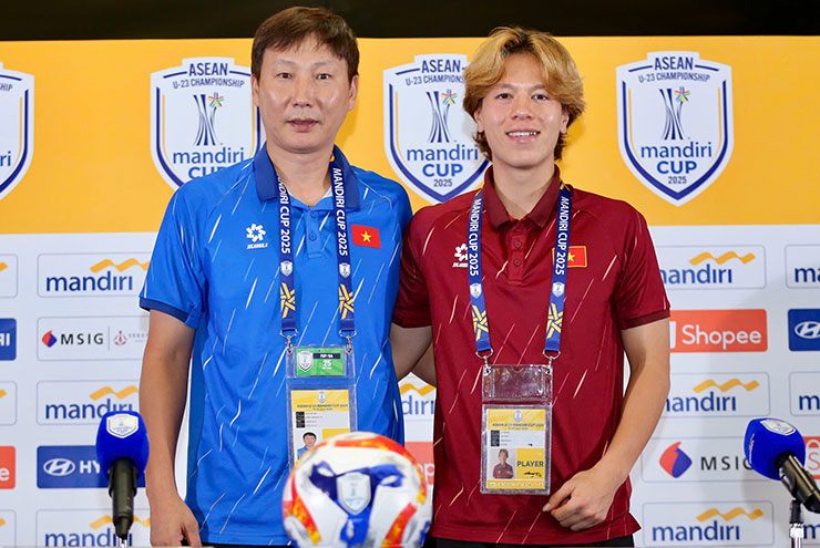 Họp báo U23 Việt Nam - U23 Indonesia: Thầy Kim dự đoán đội hình của đối thủ - 1