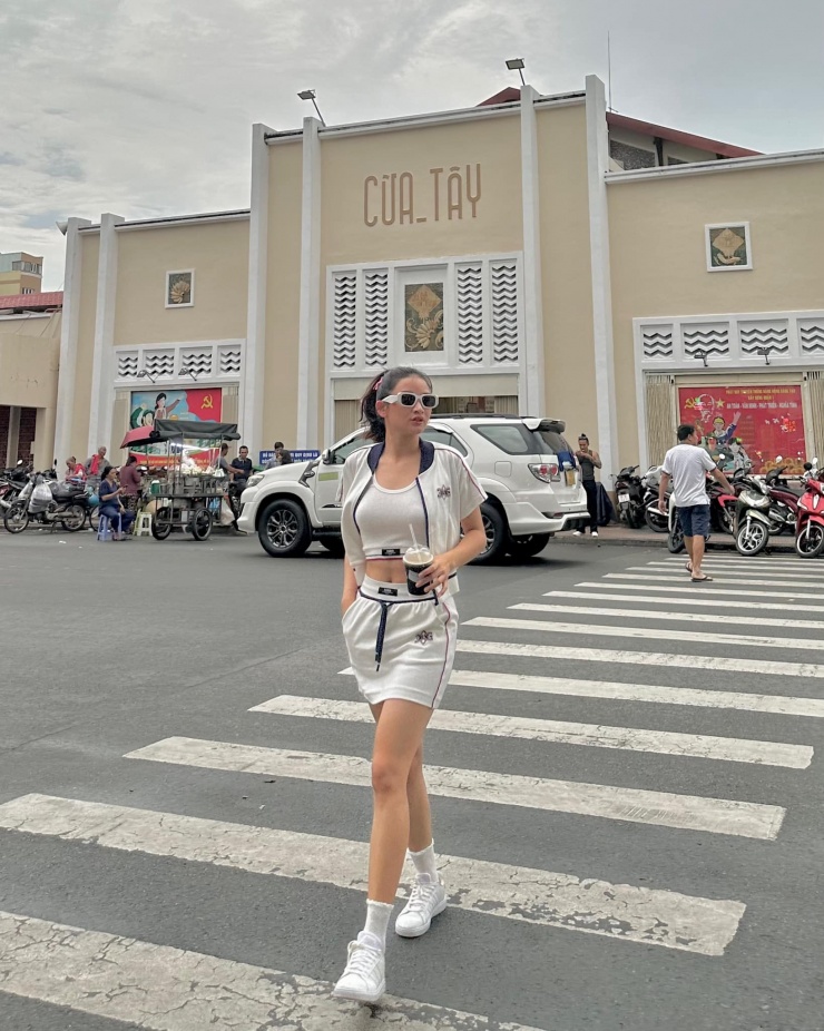 Nữ bác sĩ quê Gia Lai hé lộ lý do đến Miss Grand Vietnam 2025 - 10