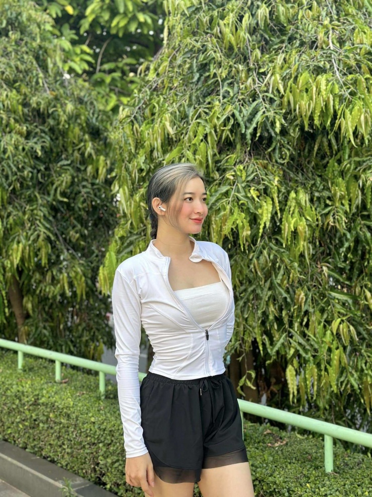 Nữ bác sĩ quê Gia Lai hé lộ lý do đến Miss Grand Vietnam 2025 - 12