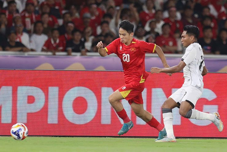 Trực tiếp bóng đá U23 Việt Nam - U23 Indonesia: Raven đánh đầu vọt xà (U23 Đông Nam Á)