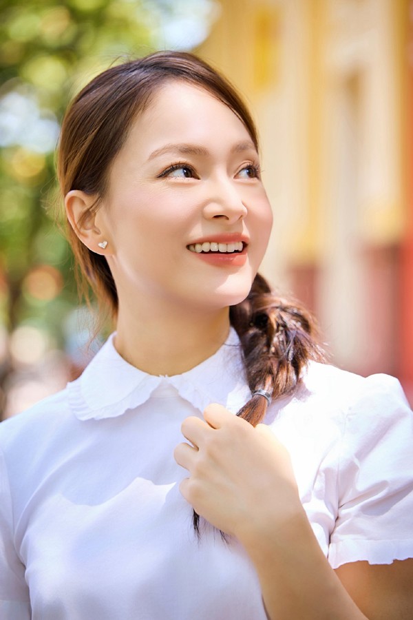 Để có được làn da khỏe, trẻ và đẹp như vậy, Lan Phương đã có bí quyết riêng cho mình. Mẹo chăm sóc da của nữ diễn viên sinh năm 1983 không hề đắt tiền mà nguyên liệu rất dễ kiếm.