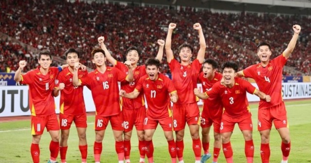 U23 Việt Nam nhận thưởng tiền tỷ sau chức vô đị...