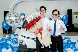 Mua 1 được 2: Khách hàng VinFast “xé túi mù” trúng thêm ô tô, xe máy điện