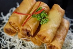 Mẹ đảm Hà Nội tiết lộ mẹo rán nem 'thần thánh': Giòn lâu, không bung, ăn một miếng là mê cả đời