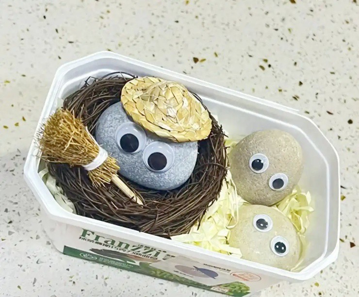 Việc nhẹ lương cao: GenZ nhặt đá đếm tiền, mỗi tháng thu vài chục triệu - 2